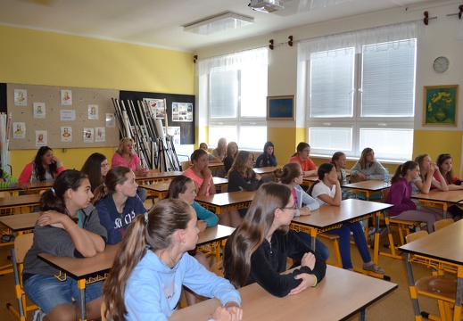 1. beseda Olga Pechlátová, 17.6.2015(13)