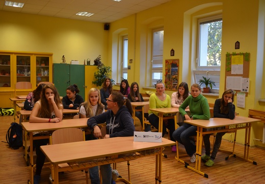 Beseda 21.10.2015 Jana Poncarová (1)